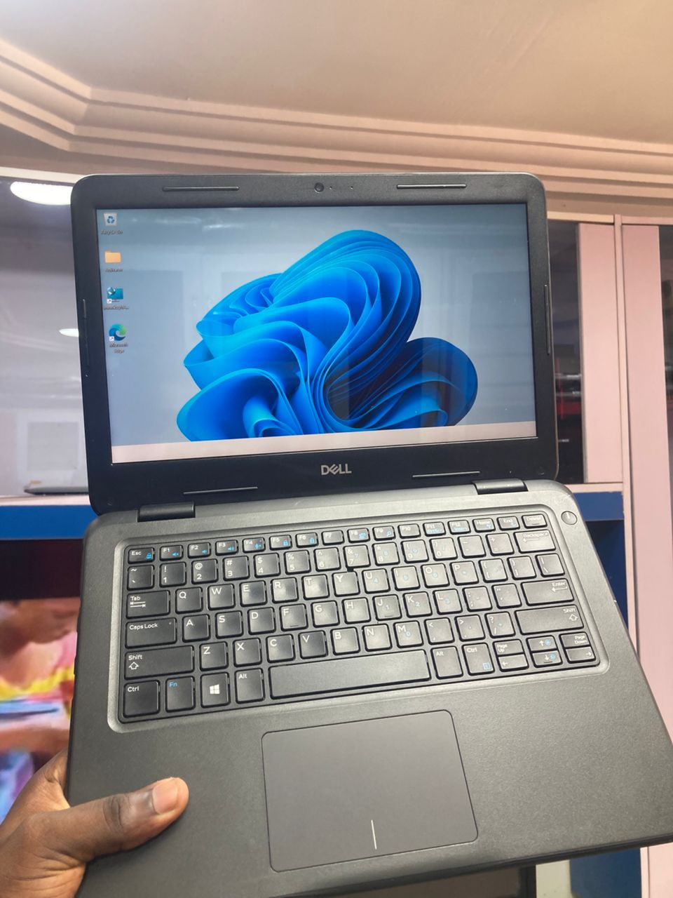 Dell Latitude 3310