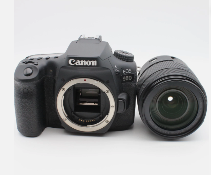 Canon EOS 90D